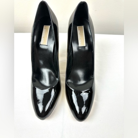 Michael Kors Black Patent Leather Pumps With Metallic Gold Size 9 - Picture 2 of 14
